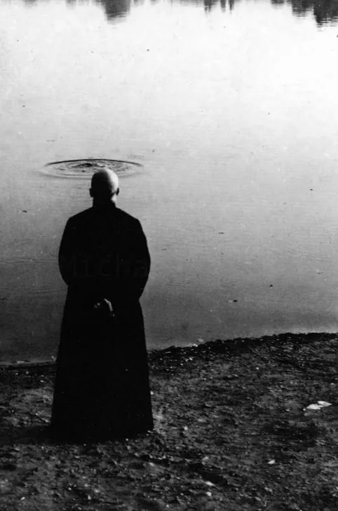 1000_stein_ringe_wasser